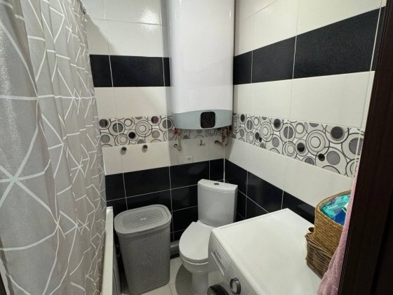 Продам 1 кім  квартиру в центрі Самар