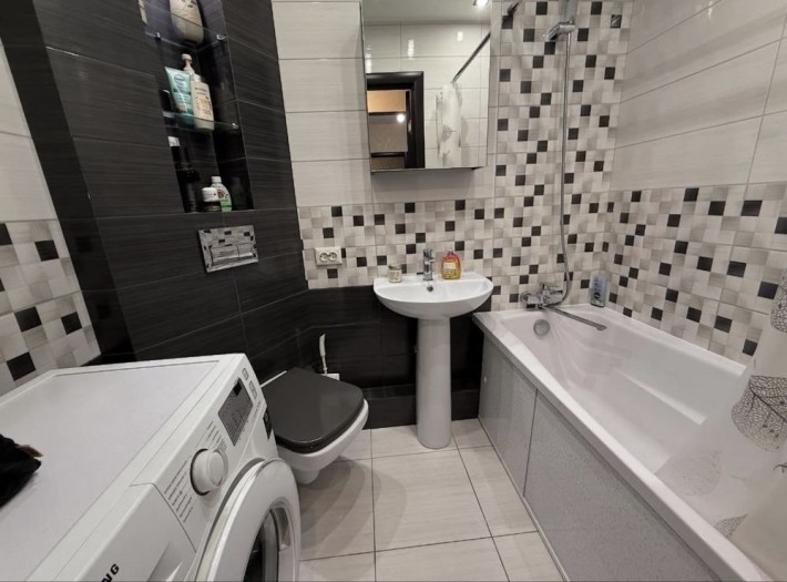 Продается 2к квартира р-н СШ №8 - фото 1