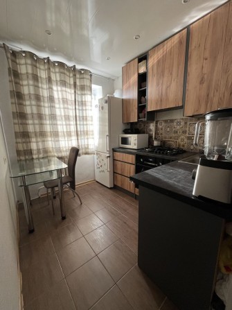 Двухкомнатная квартира - фото 1