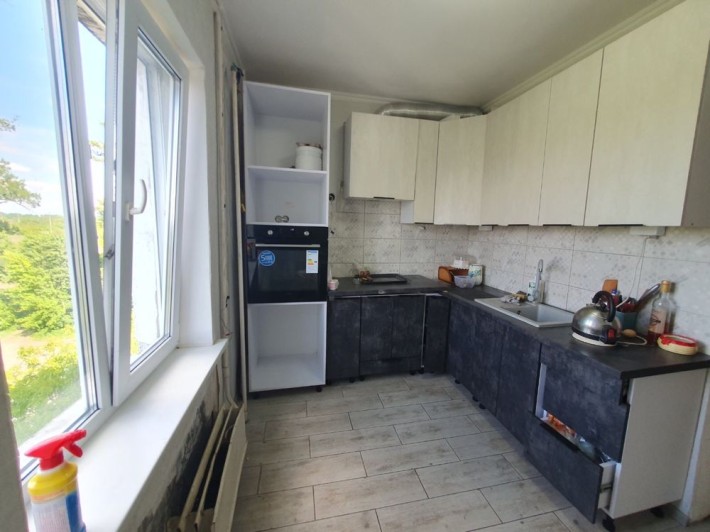 Продаж 3 к квартири з квадратним холом - фото 1