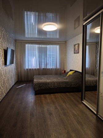 Продам 3 комнатную квартиру - фото 1