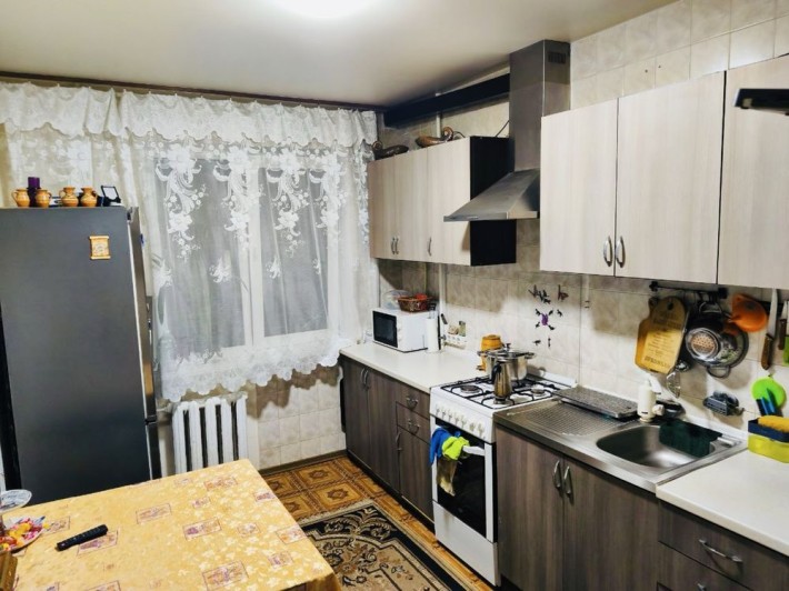 Продаж 3-х кімнатної квартири в м.Обухів по вул.Київська - фото 1