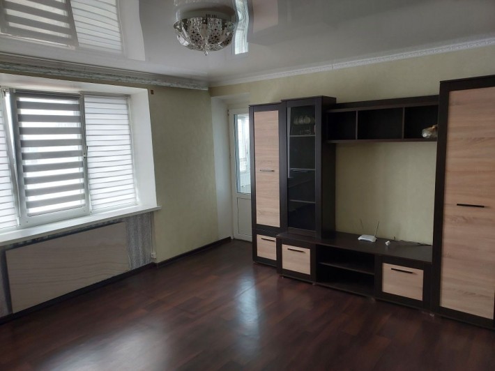 Продам 2 х кімнатну квартиру. Своя. - фото 1