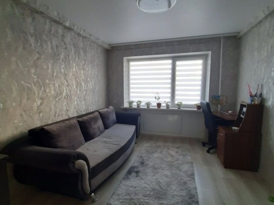 Продам 2 комнатную квартиру Самар