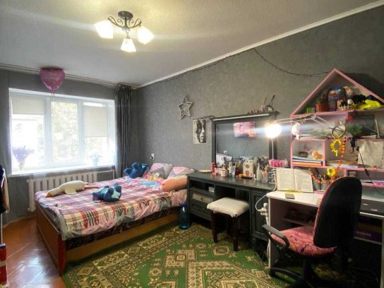 Продам 1-к квартиру  р-н Літака Самар