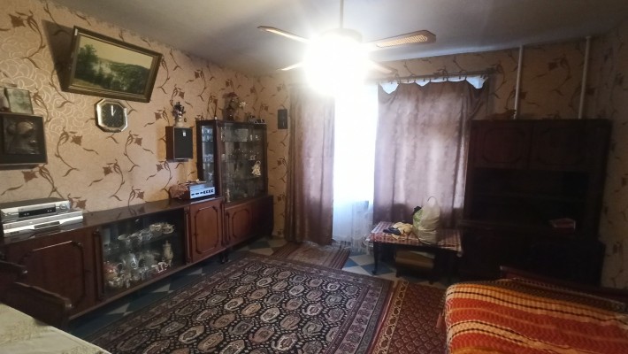 Продам 3-к. квартиру (чешку) возле Самолёта! - фото 1