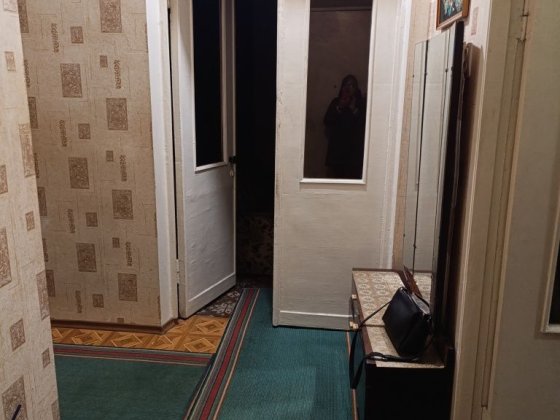 Продам квартиру- 3 кімнати в центрі міста Павлоград