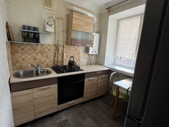 Продаж 3-кімнатної квартири, місто Самар Самар