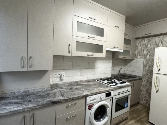 2-х кім квартира , рн податкової Самар