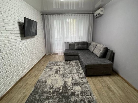 Продам однокімнатну квартиру Павлоград