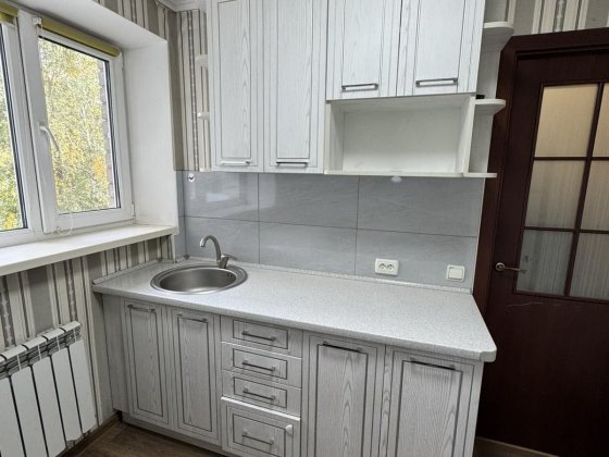 Продам однокімнатну квартиру Самар