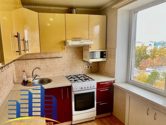 Продам 1 ком .чешку центр г. Самар Самар