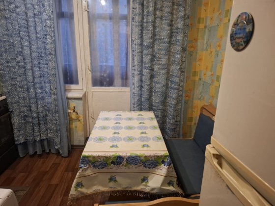 Продаю однокімнатну квартиру в Павлограді Павлоград