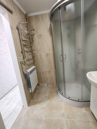 2-х кімнатна квартира з якісним ремонтом - фото 1