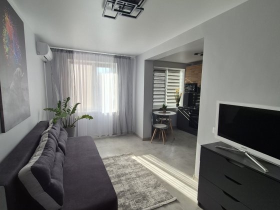 Продам свою 2 ком чешку район Острова Самар