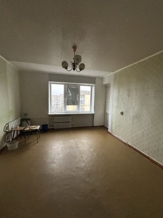 Продам 2-кімнатну квартиру в центрі - фото 1