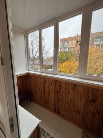 Продам 2к квартиру в центрі міста - фото 1