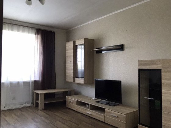 Продам 3-кімнатну квартиру Самар