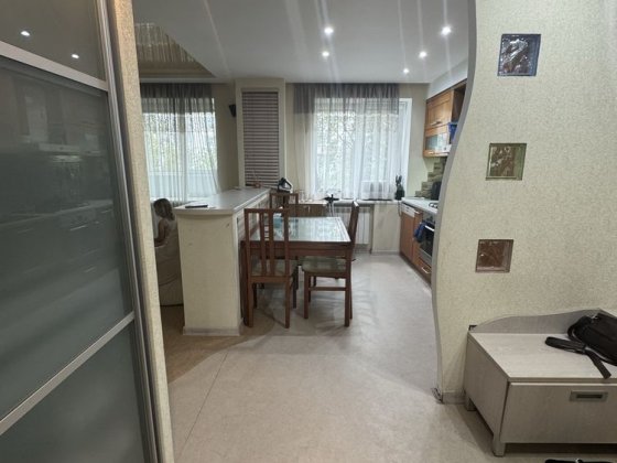 Продам 3х комнатную квартиру в центре Самар