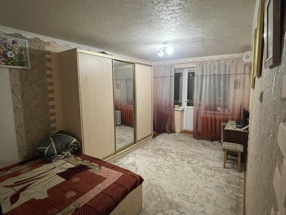 Продам 2-комнатную квартиру. Литмаш Павлоград