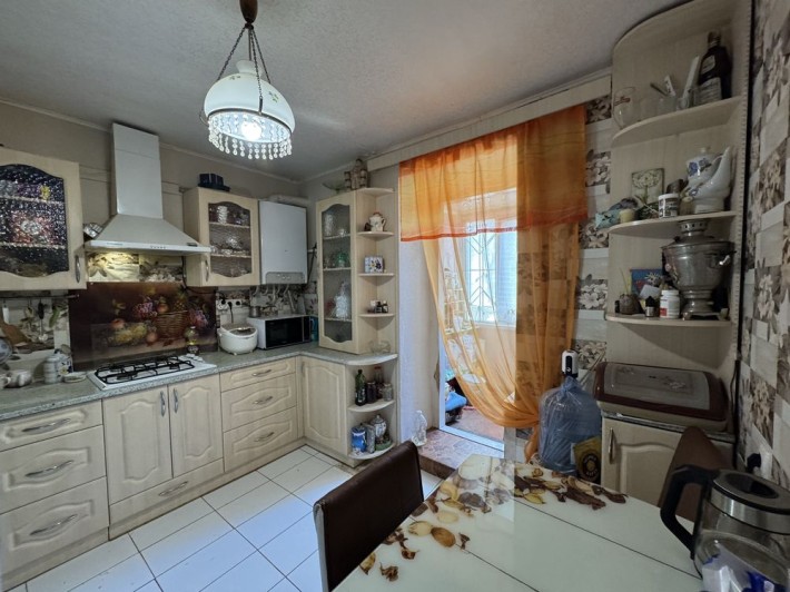 Продаж 4к квартири з автономним газовим опаленням - фото 1