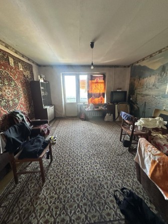 Продам 3 комнатную чешку в центре города. - фото 1