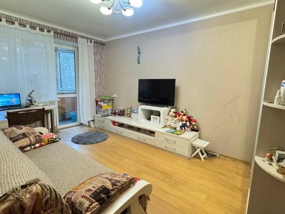 Продаж 3-кімнатної квартири. Новомосковськ. Самар