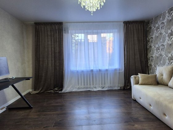 Продаж 2 км. квартири Самар