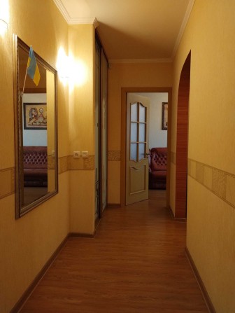 Продам двокімнатну квартиру - фото 1