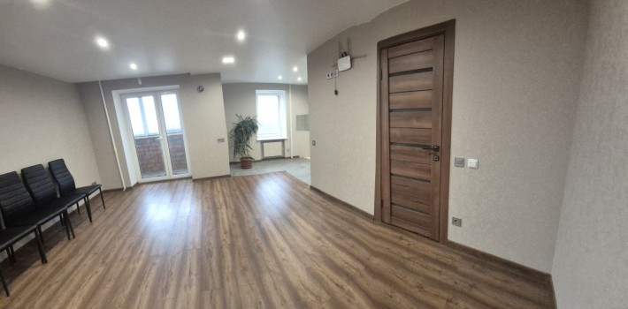 Продаж 3км. квартири м-н Фемелі - фото 1