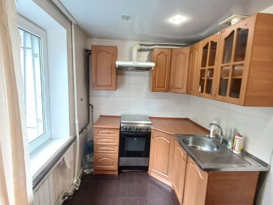 Продам 3-кімнатну квартиру в м. Самар, район податкової.

Квартира роз Самар