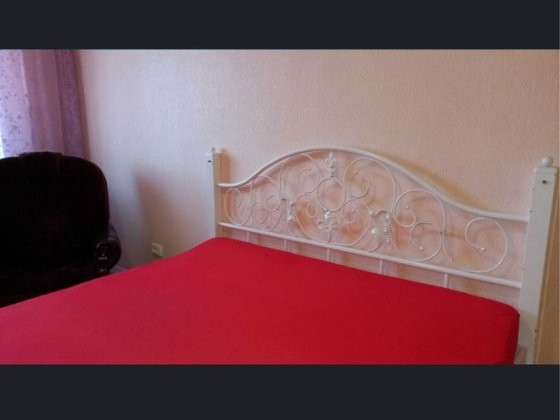 Продам 1-нокомнатную квартиру. Цена договорная. Павлоград