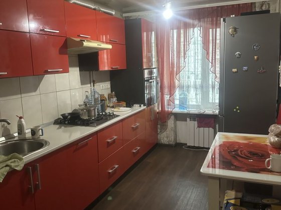 Продам 3 комнатную квартиру в центре города. Самар