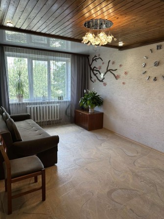 АН Продается 2 к кв 40 лет - фото 1