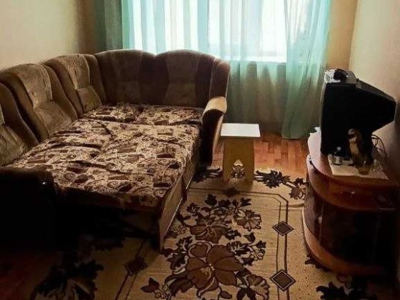 Продам квартиру 2-х кімнатну 39,7 м², 5 поверх, стан жилий Славута