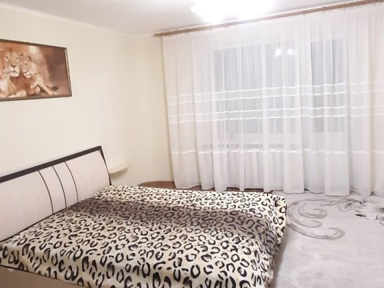 Квартира 3 кімнатна Самар