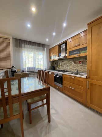 У продажу 3х кім. квартира в центрі м. Самар - фото 1