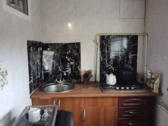 ПРОДАМ 1-кімнатну квартиру в м. Самар, район Хлібзаводу.

Квартира роз Самар