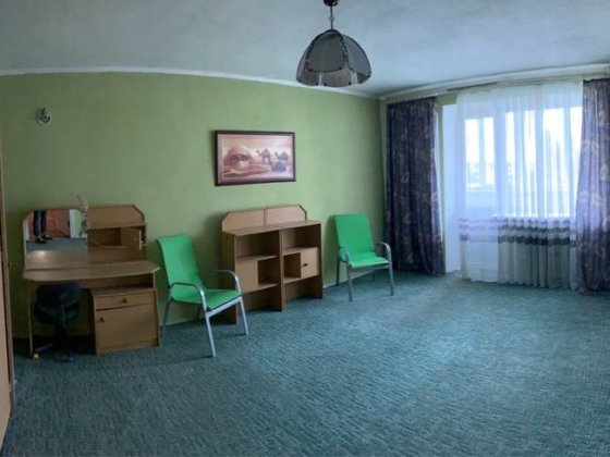 Продам  4 комнатную квартиру Самар