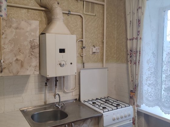 Продам 1 квартиру в місті Сміла, район центр міста. Сміла