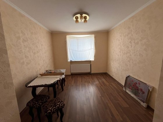 Продам власну  квартиру з ремонтом Сміла