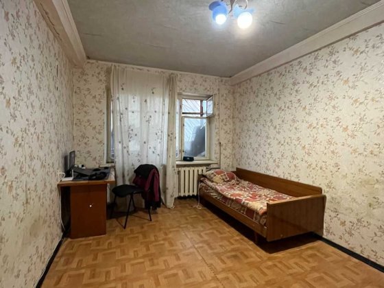 Продается 2-комнатная квартира на Артема Славянск