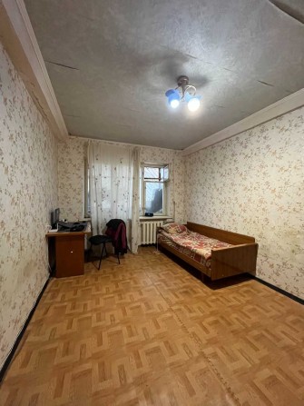 Продается 2-комнатная квартира на Артема - фото 1