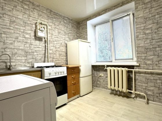 Однокомнатная  в центре Новомосковска. Самар