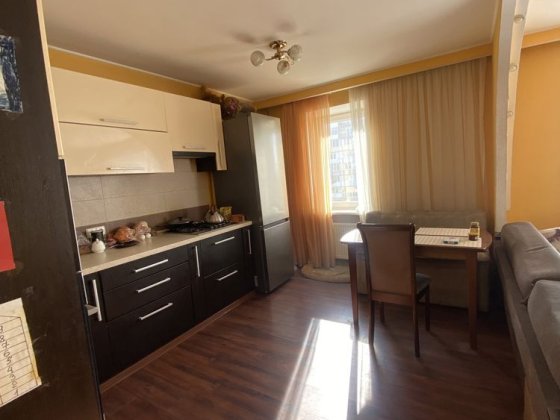 У продажу 3х кімнатна квартира рн 6 школи Самар