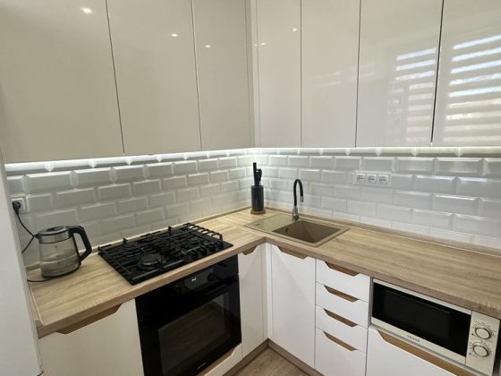 Продается 2 комнатная квартира. Центр. Славянск. Славянск