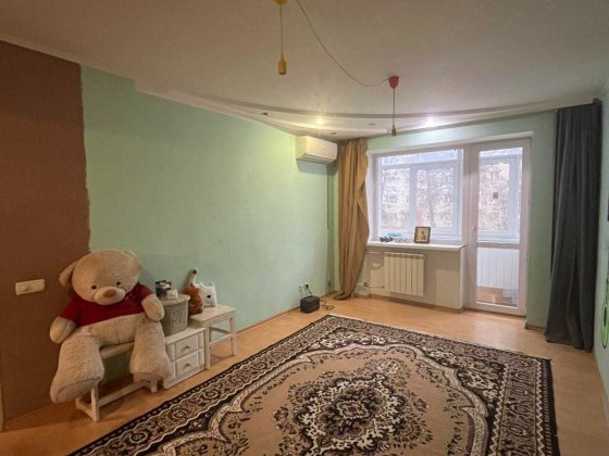 Продается 2-комнатная квартира на Артема Славянск