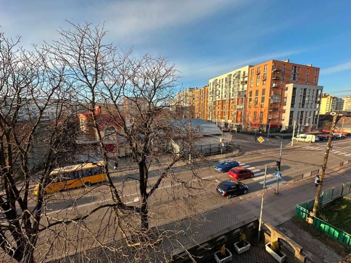 продається дворівнева квартира - фото 1