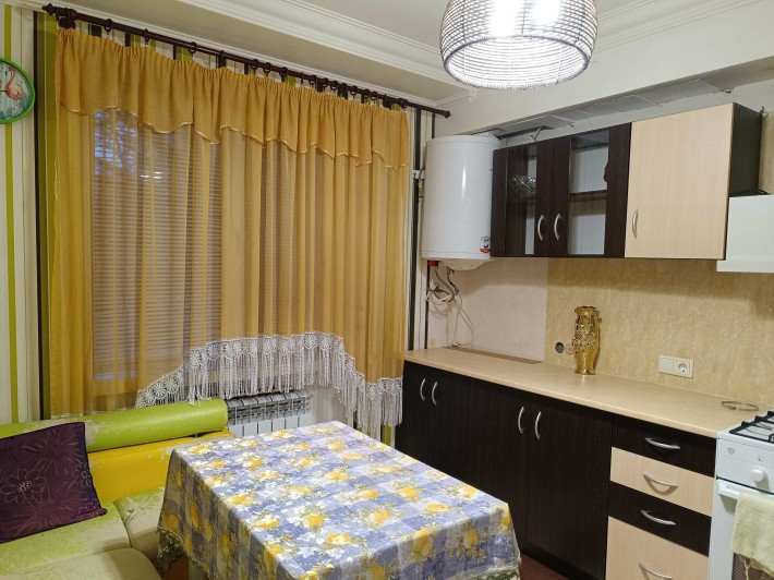 Продається 2-кімн. квартира нового планування на вул. Тищика - фото 1