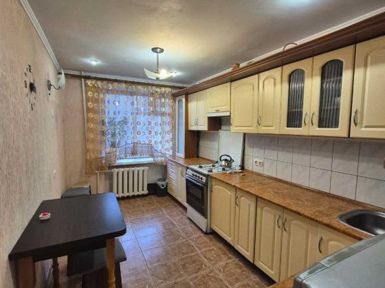 Топова локація + Ідеальний ПОВЕРХ = ПРАВИЛЬНЕ РІШЕННЯ Умань